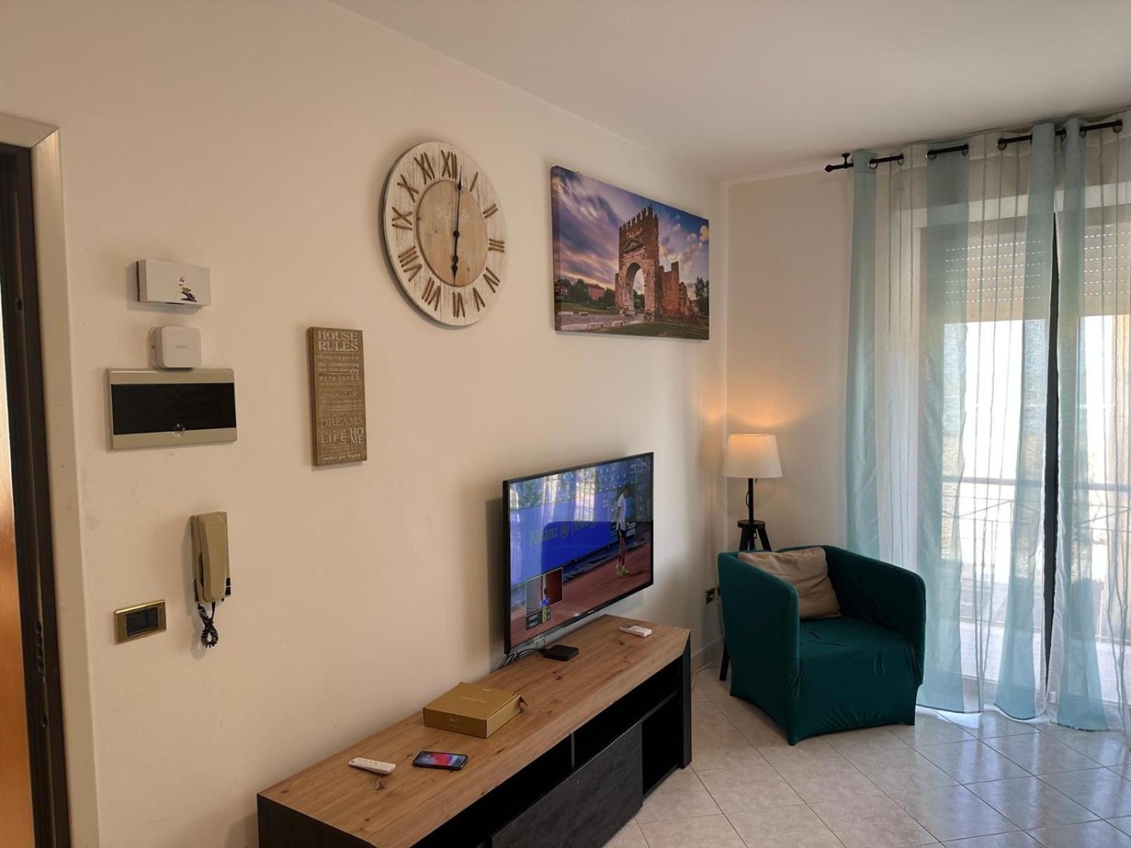 Beach House Holiday Apartments Rimini Exterior photo